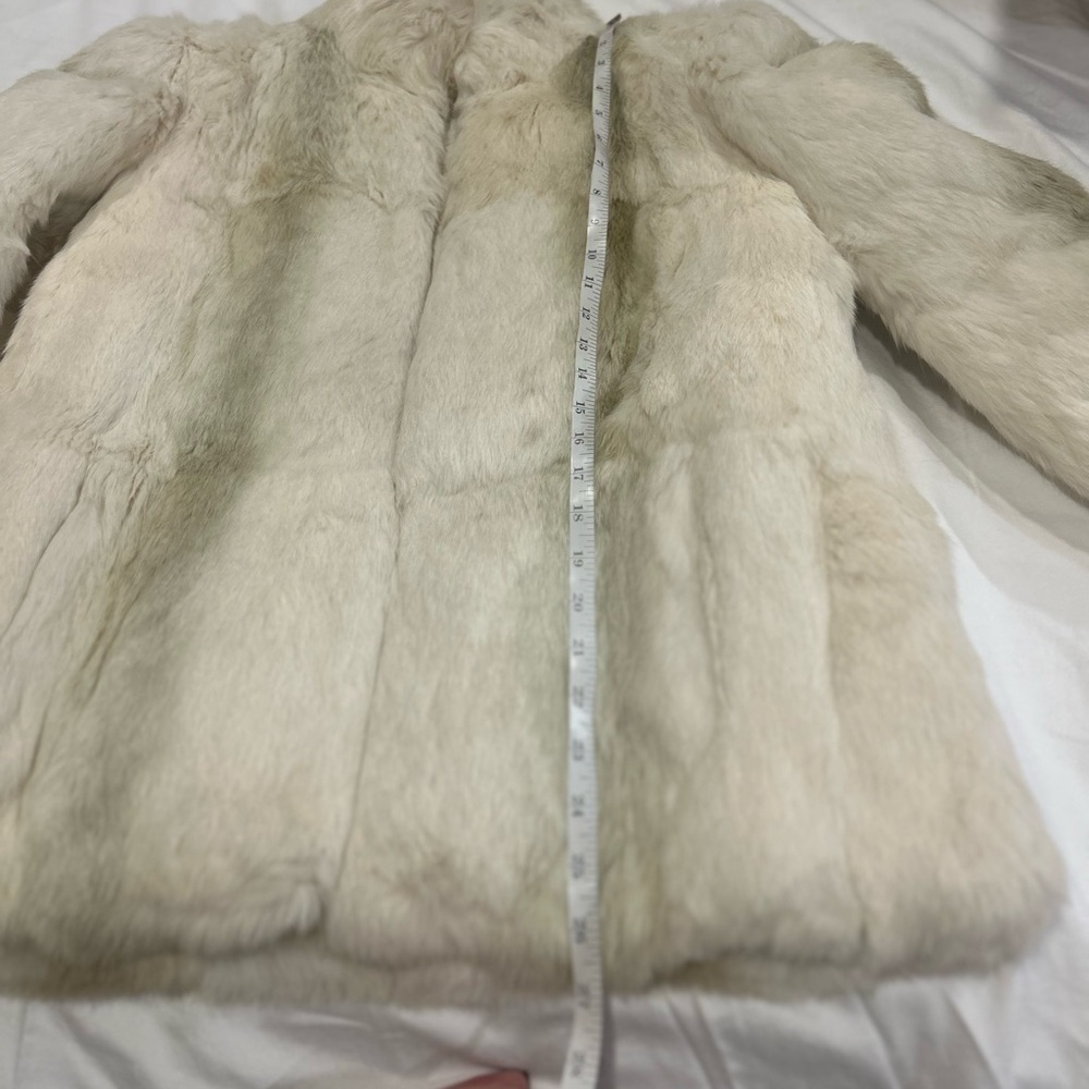Vintage Genuine Fur Coat in White & Blond Hues Woman's Oversized Small - Picture 10 of 11